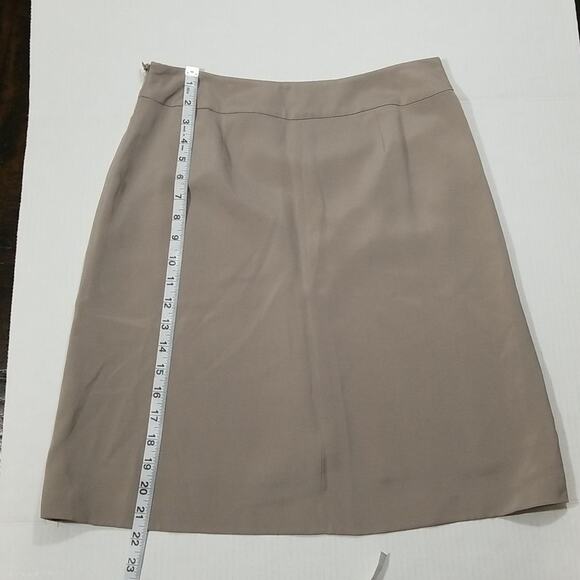 Ann Taylor‎ A-line skirt size 4 - Picture 5 of 7